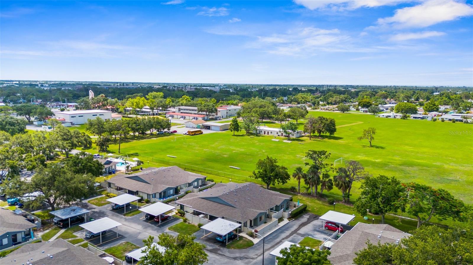 Great opportunity in the heart of Bradenton! This 2 bedroom, 2 bathroom condo offers 1,224 total square feet and is ready for your personal updates and finishes. Located in the well-maintained Courtyard Square community, the unit features a split floor plan, spacious bedrooms, and plenty of natural light throughout. This condo is ideal for buyers looking to customize a home or investors seeking strong rental potential. Conveniently situated close to shopping, dining, entertainment, and just a short drive to Gulf beaches. Enjoy maintenance-free living with access to the community pool and amenities.
Bring your vision and make this centrally located condo your own!