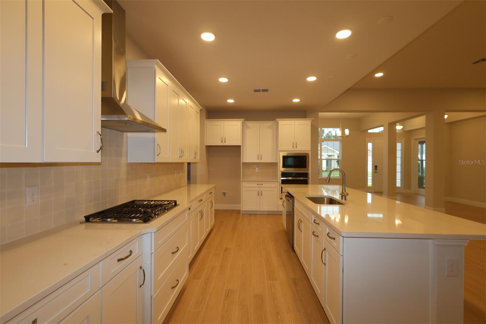 3223 ROSEVILLE DRIVE