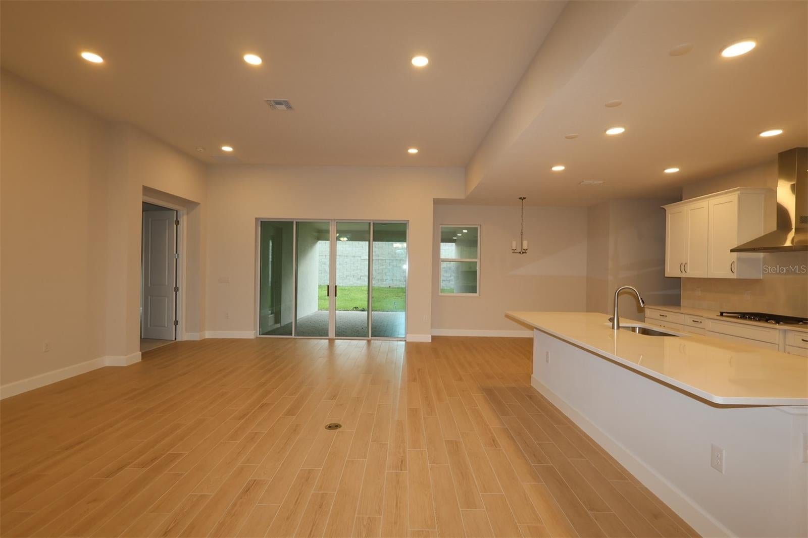 3223 ROSEVILLE DRIVE