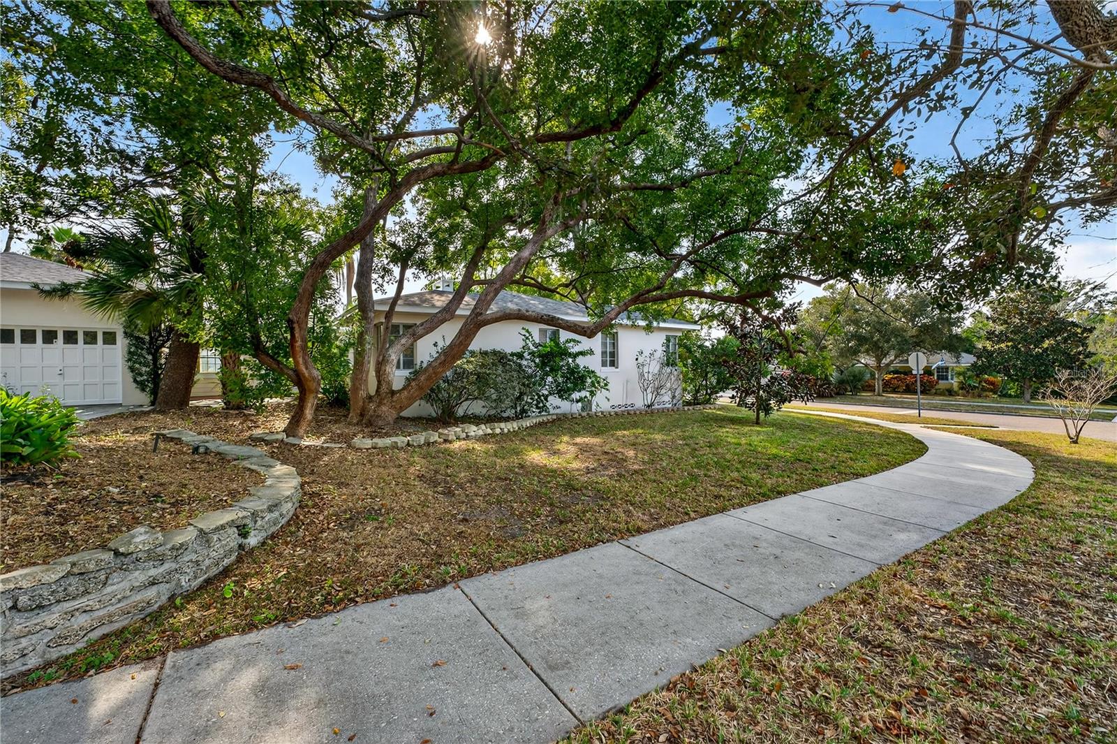 HILLCREST SUB 2 REV - Residential