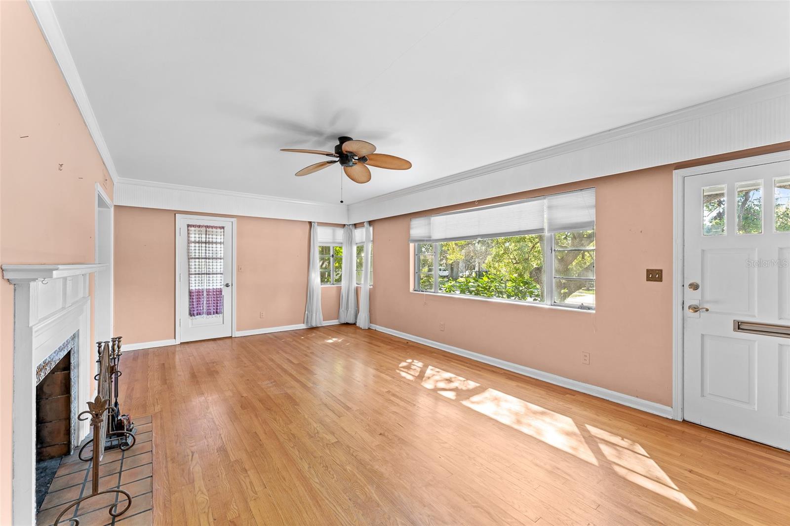 HILLCREST SUB 2 REV - Residential