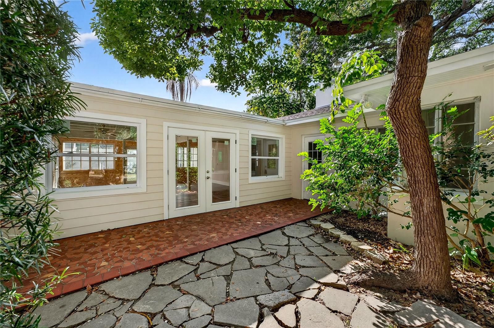 HILLCREST SUB 2 REV - Residential