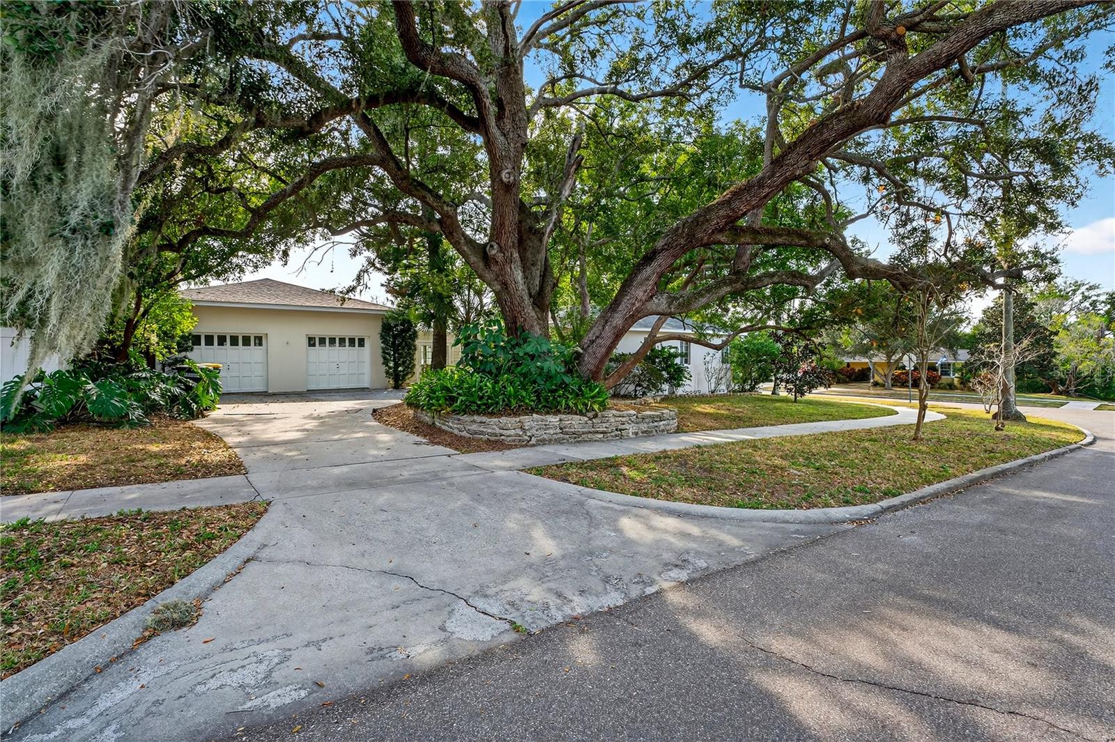 HILLCREST SUB 2 REV - Residential