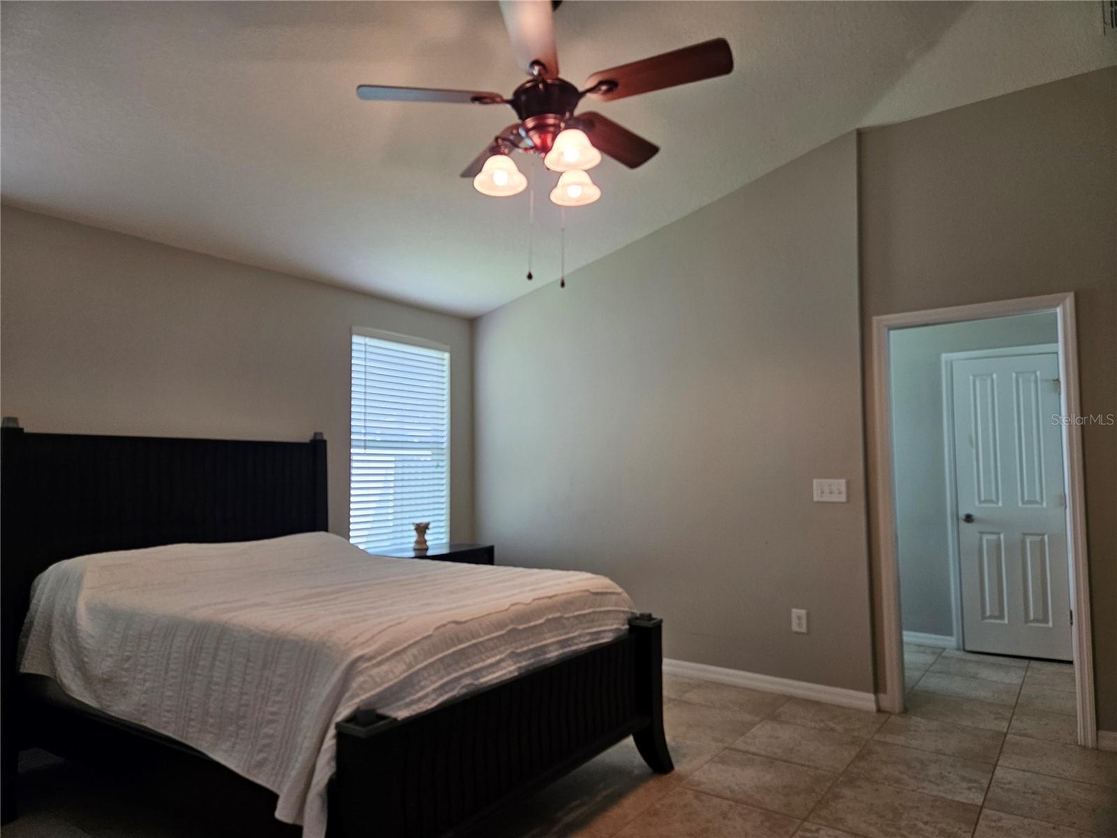 OAK GROVE - Residential Lease