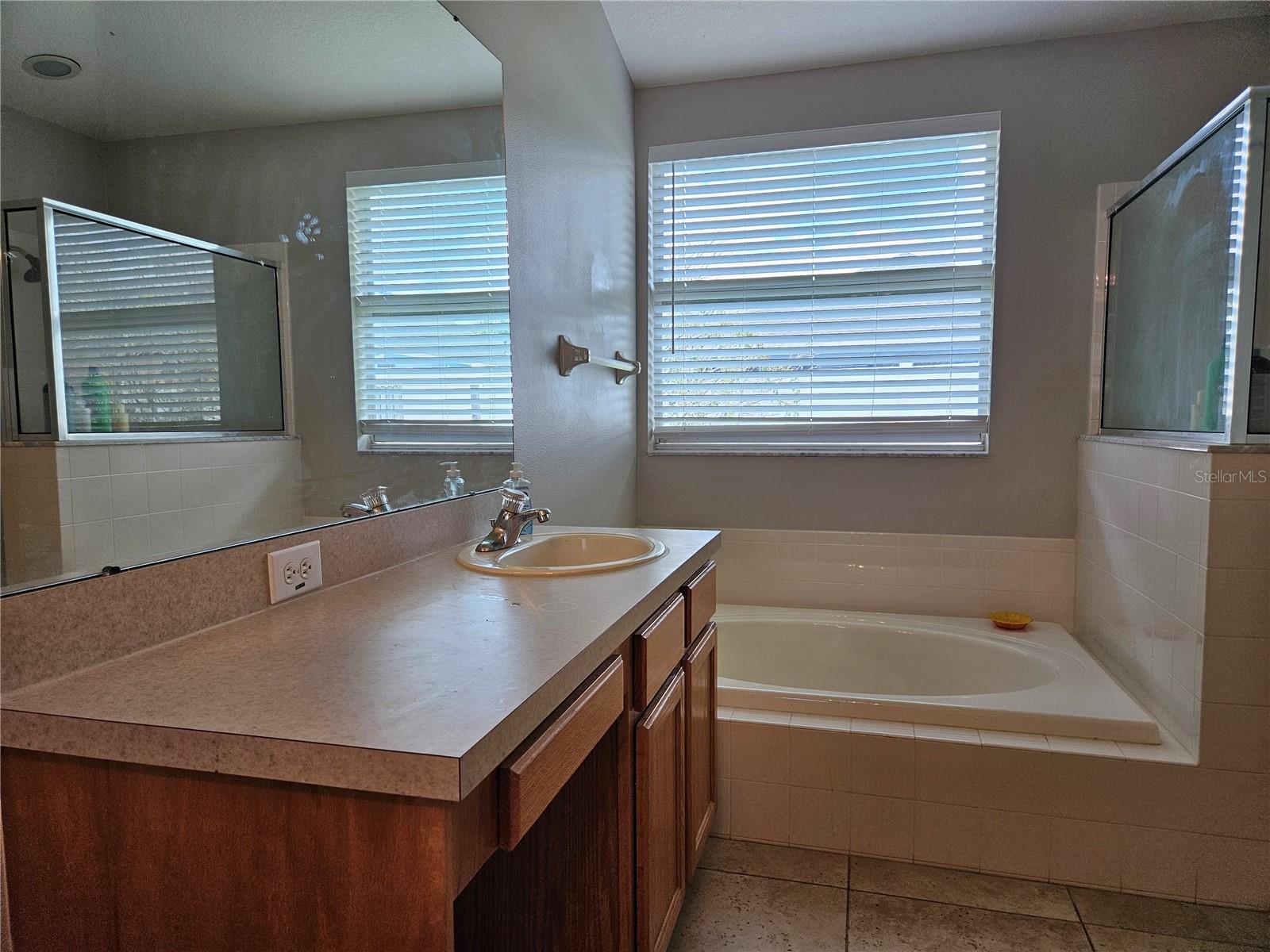 OAK GROVE - Residential Lease