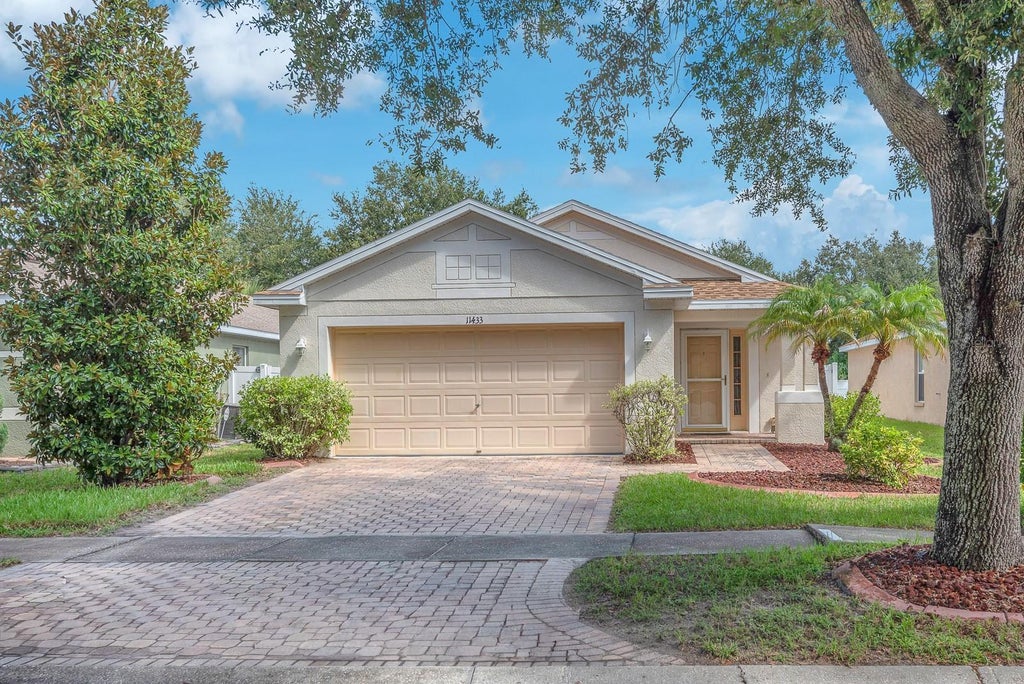 Photo of 11433 Bay Gardens Loop, Riverview, FL 33569 (MLS # TB8542750)