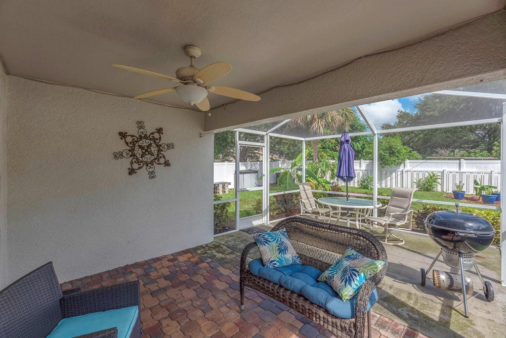 Photo of 11433 Bay Gardens Loop, Riverview, FL 33569 (MLS # TB8542750)