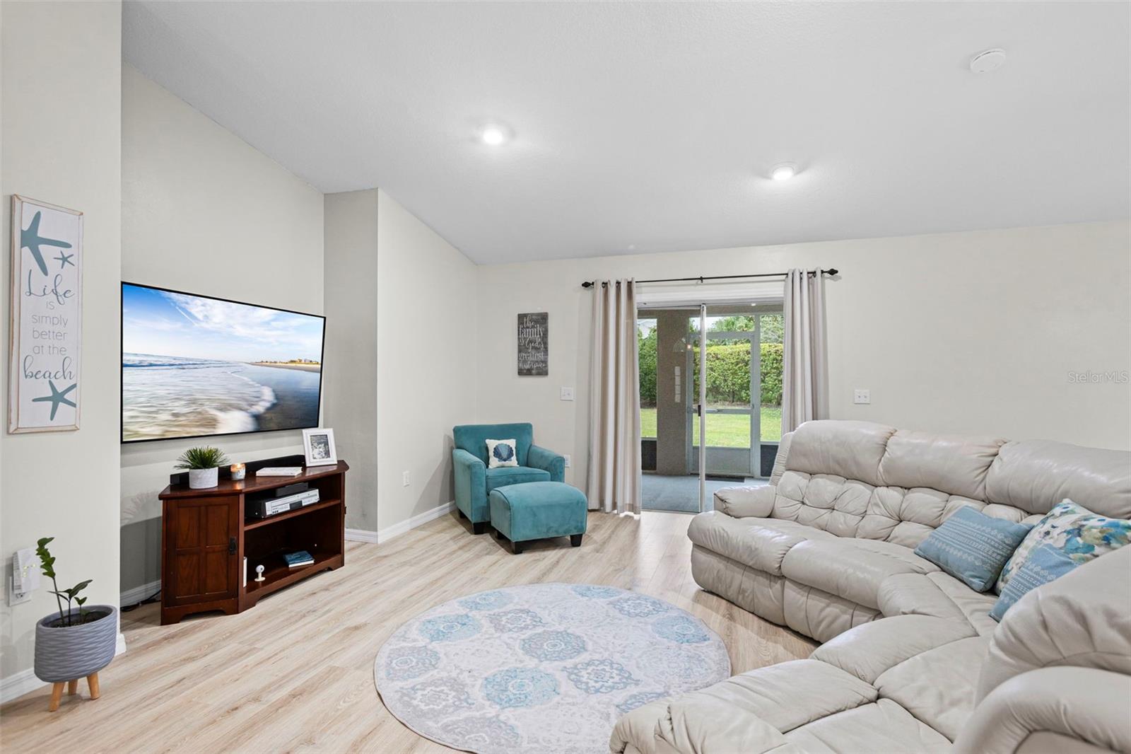 MAJESTIC OAKS SUB - Residential