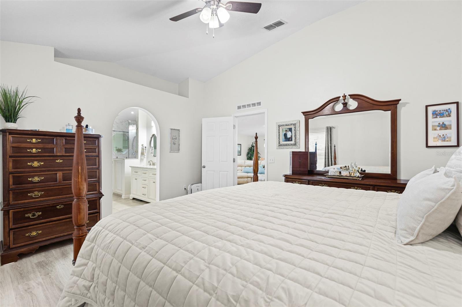 MAJESTIC OAKS SUB - Residential