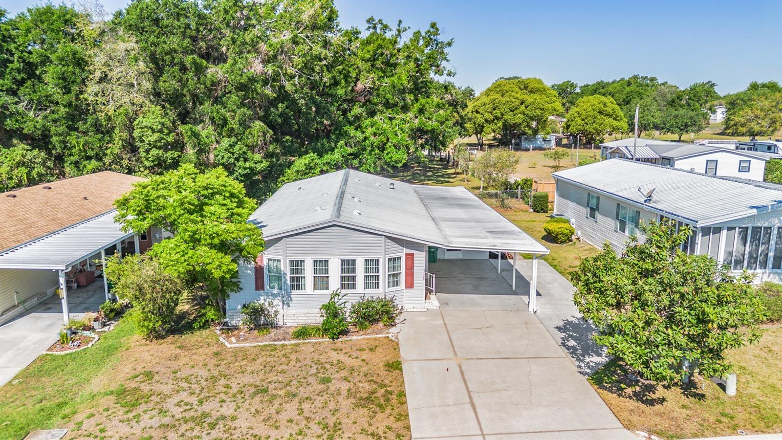 GRAND HORIZONS - Residential