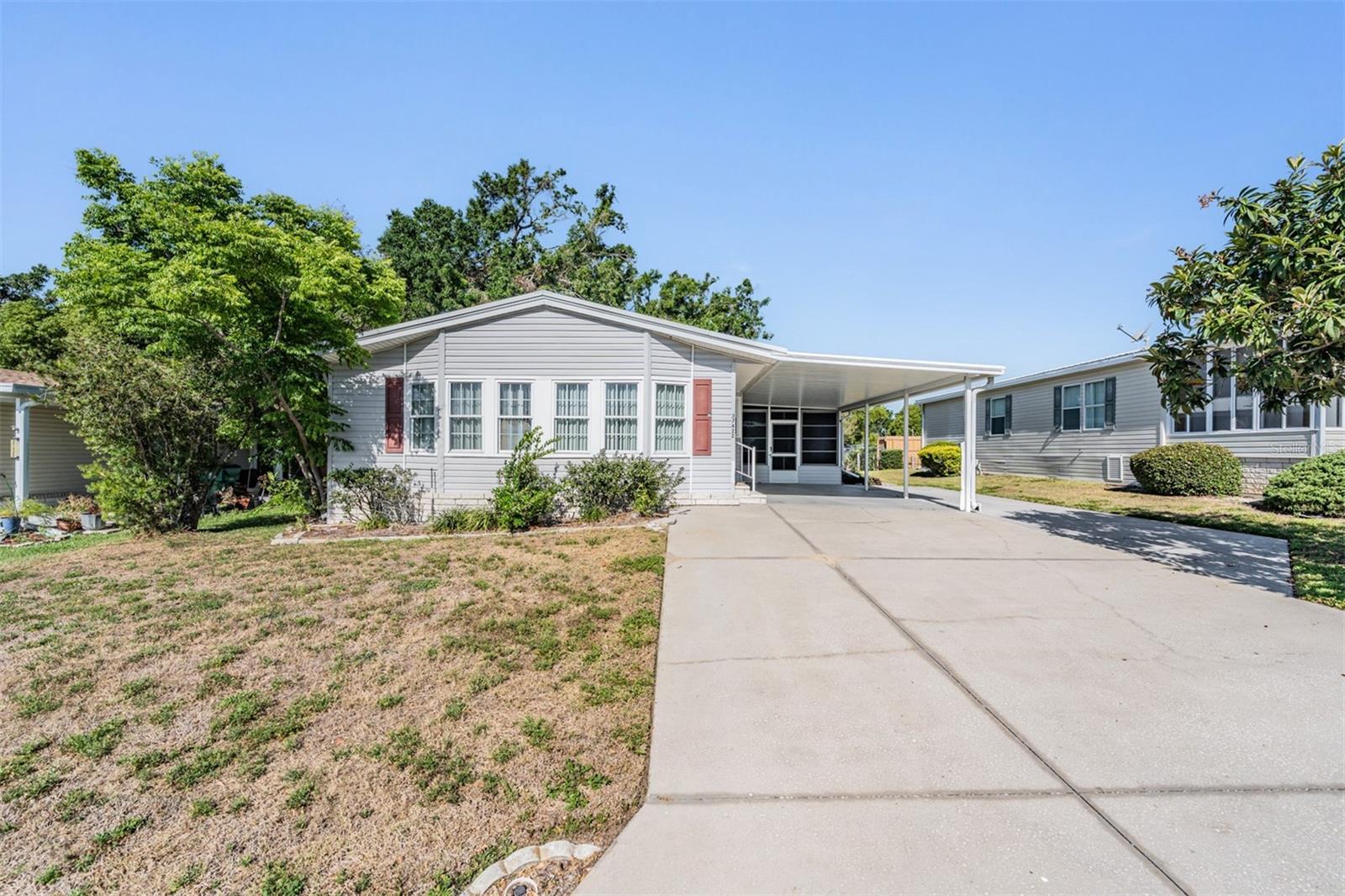 GRAND HORIZONS - Residential