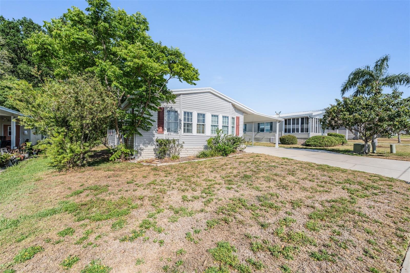 GRAND HORIZONS - Residential