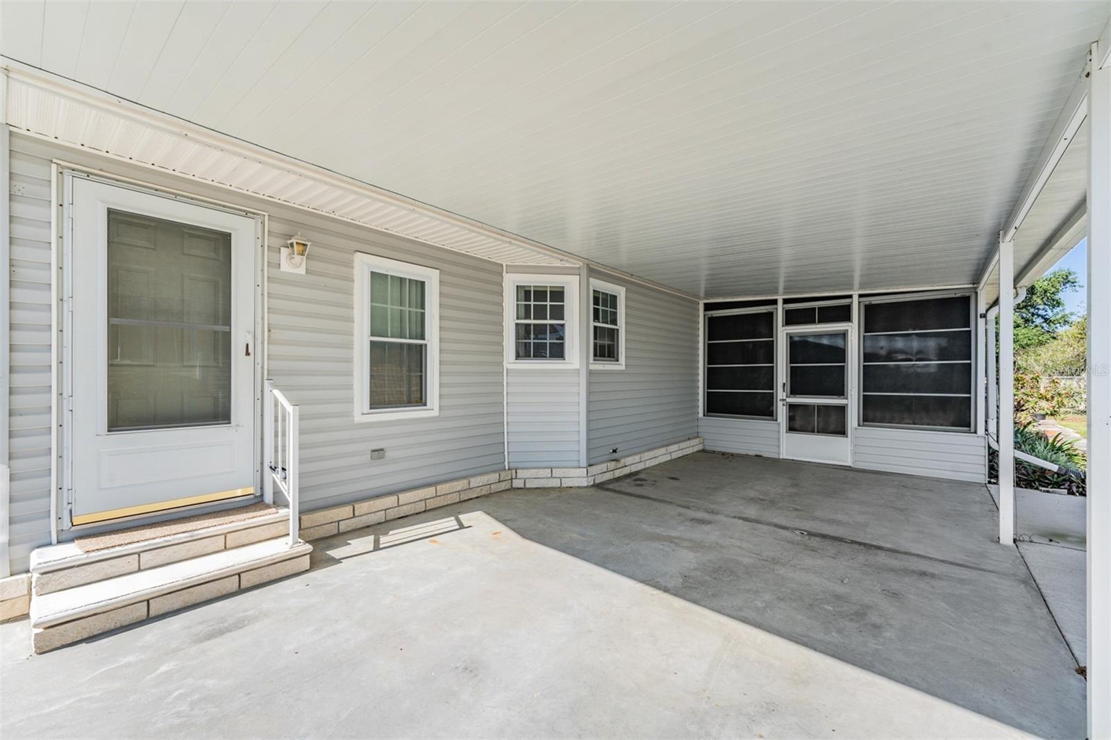 GRAND HORIZONS - Residential