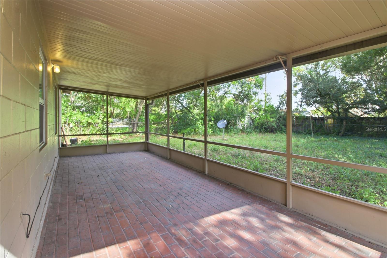 FAIRLANE ESTATES - Residential