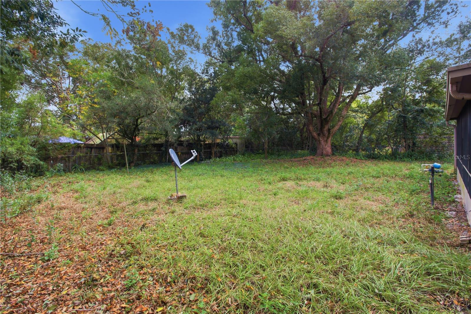 FAIRLANE ESTATES - Residential