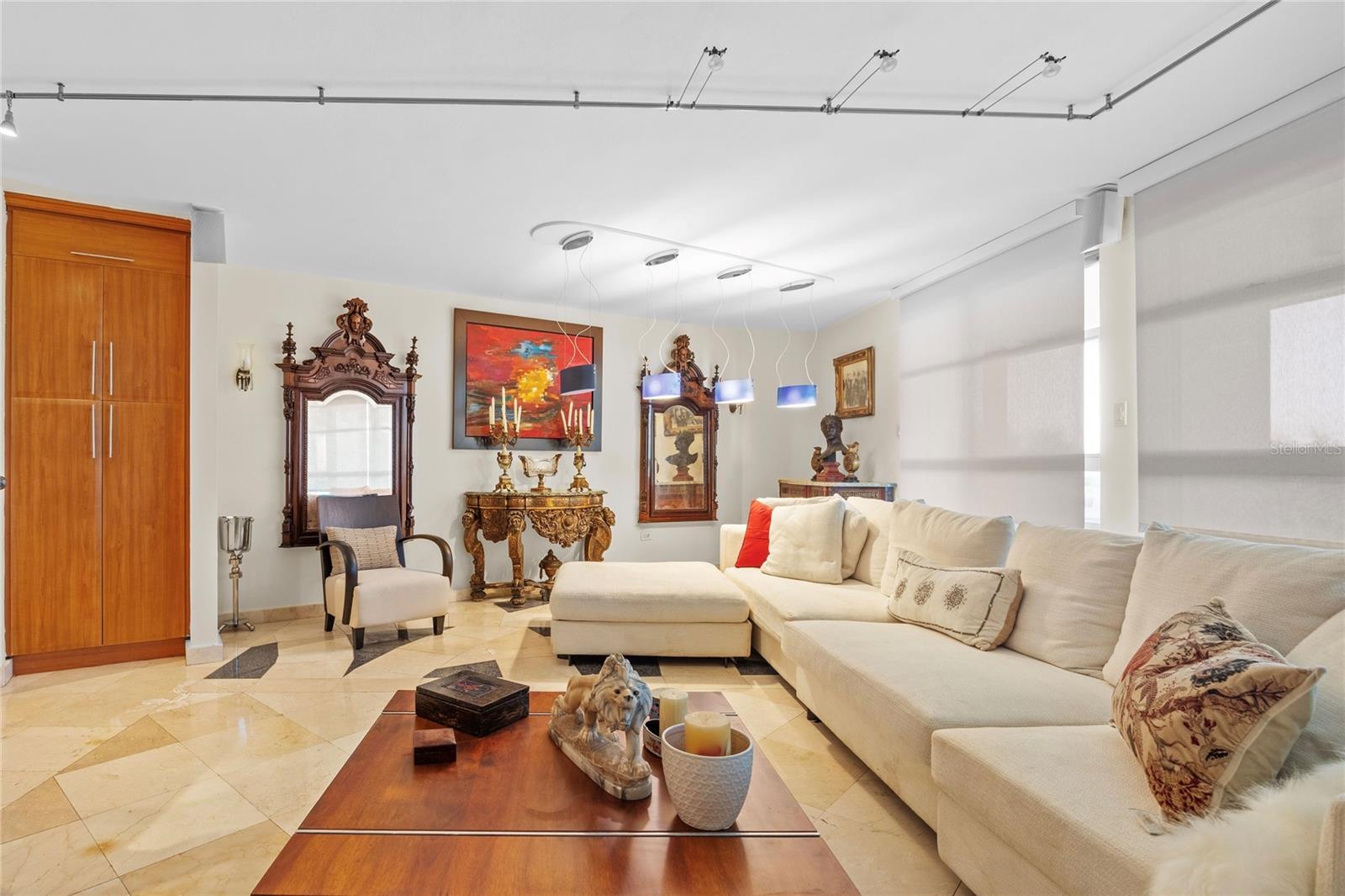 25 FERNÁNDEZ JUNCOS AVENUE 504