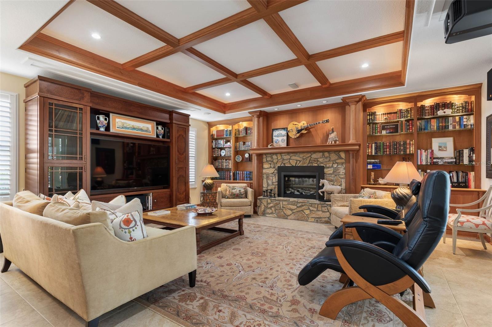 SANCTUARY SUB - Residential