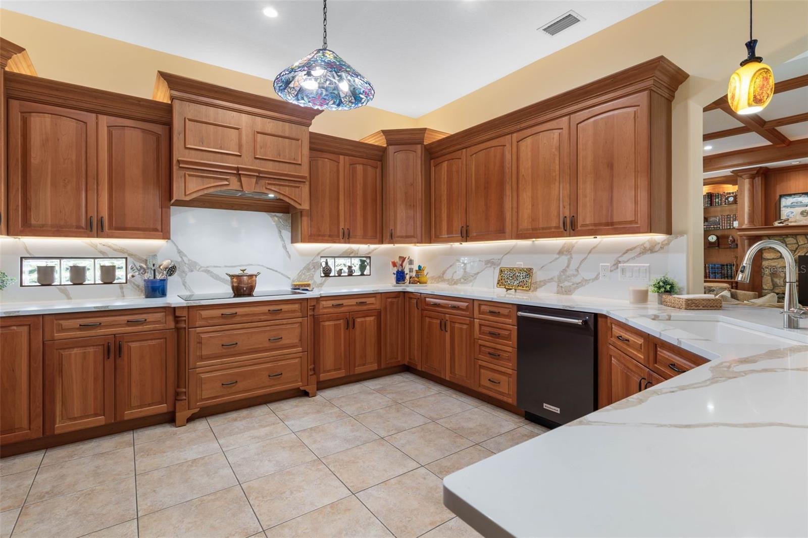 SANCTUARY SUB - Residential