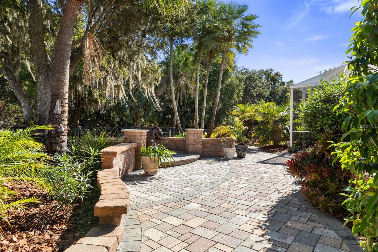 SANCTUARY SUB - Residential