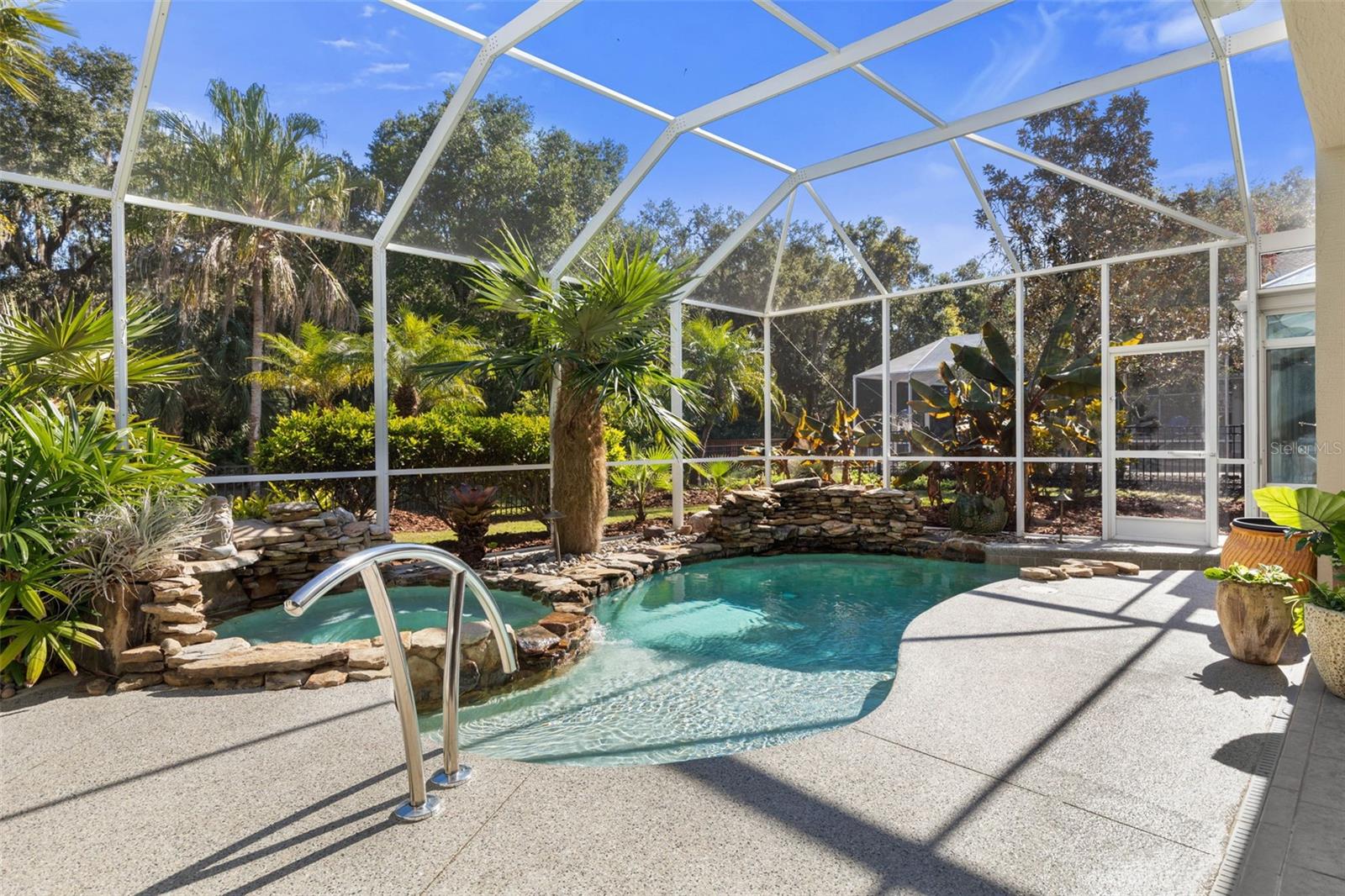 SANCTUARY SUB - Residential