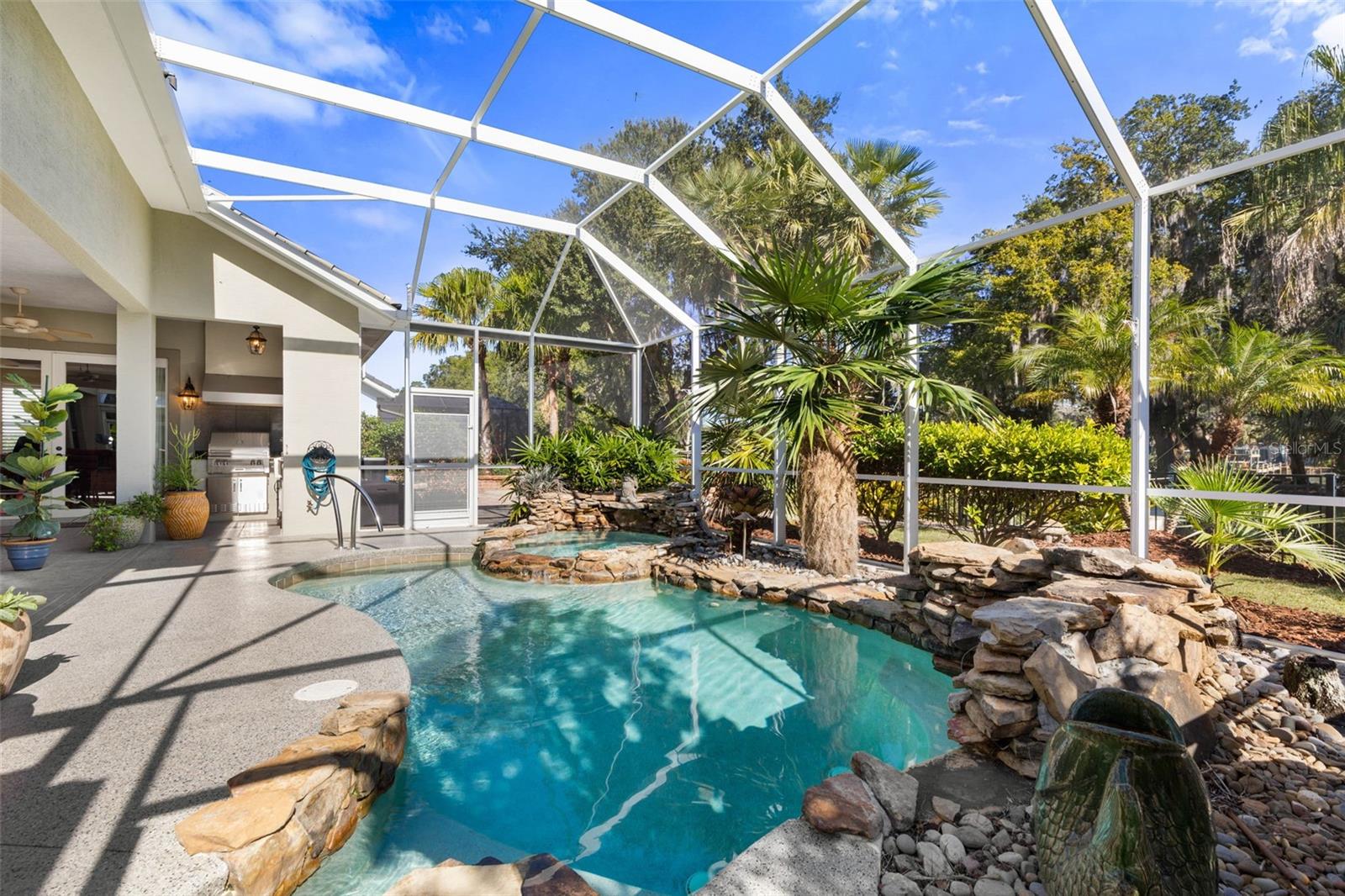 SANCTUARY SUB - Residential