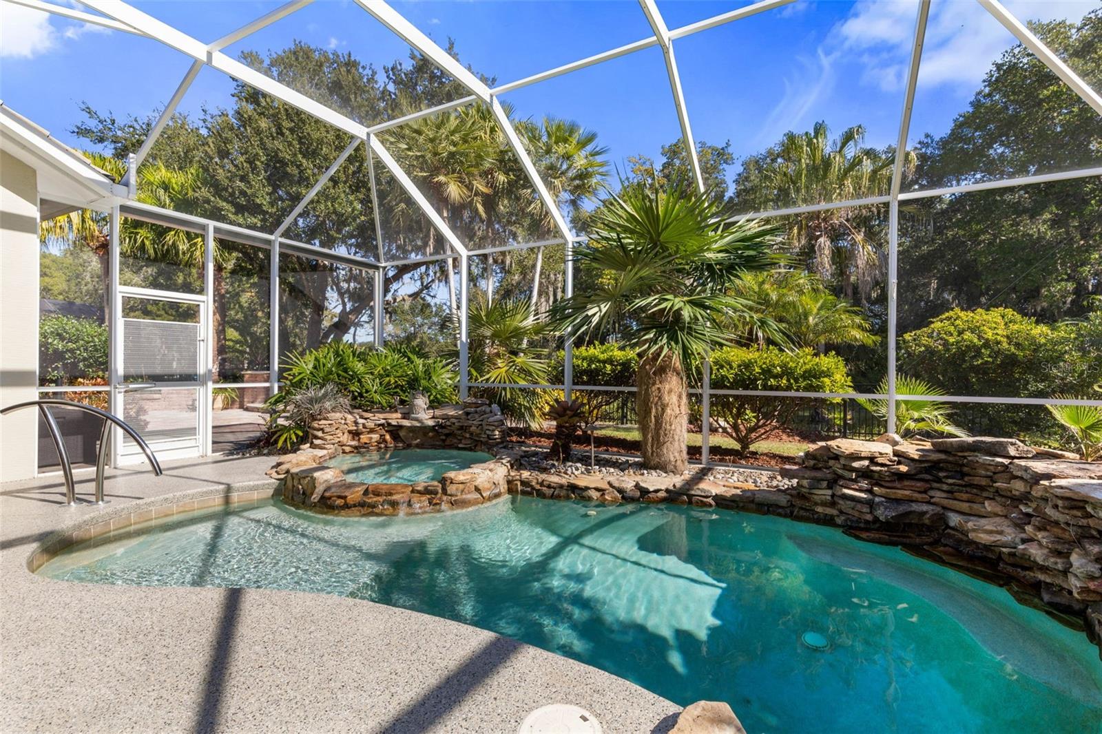 SANCTUARY SUB - Residential