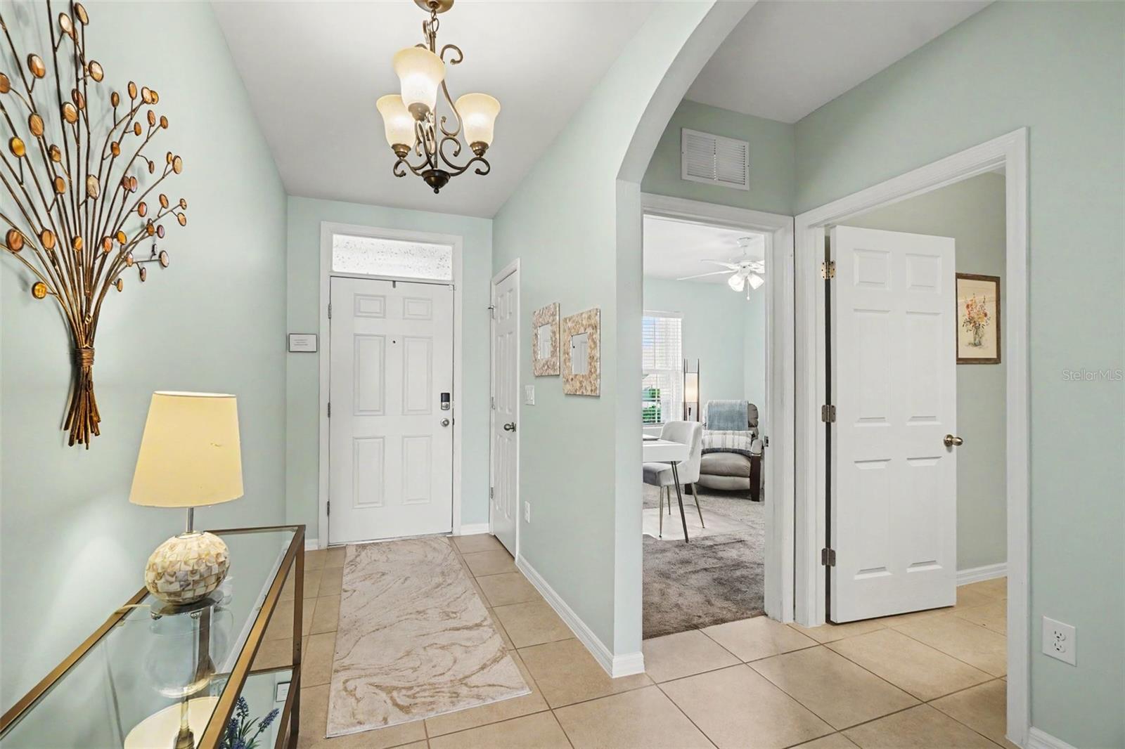 7048 WATERFORD PARKWAY