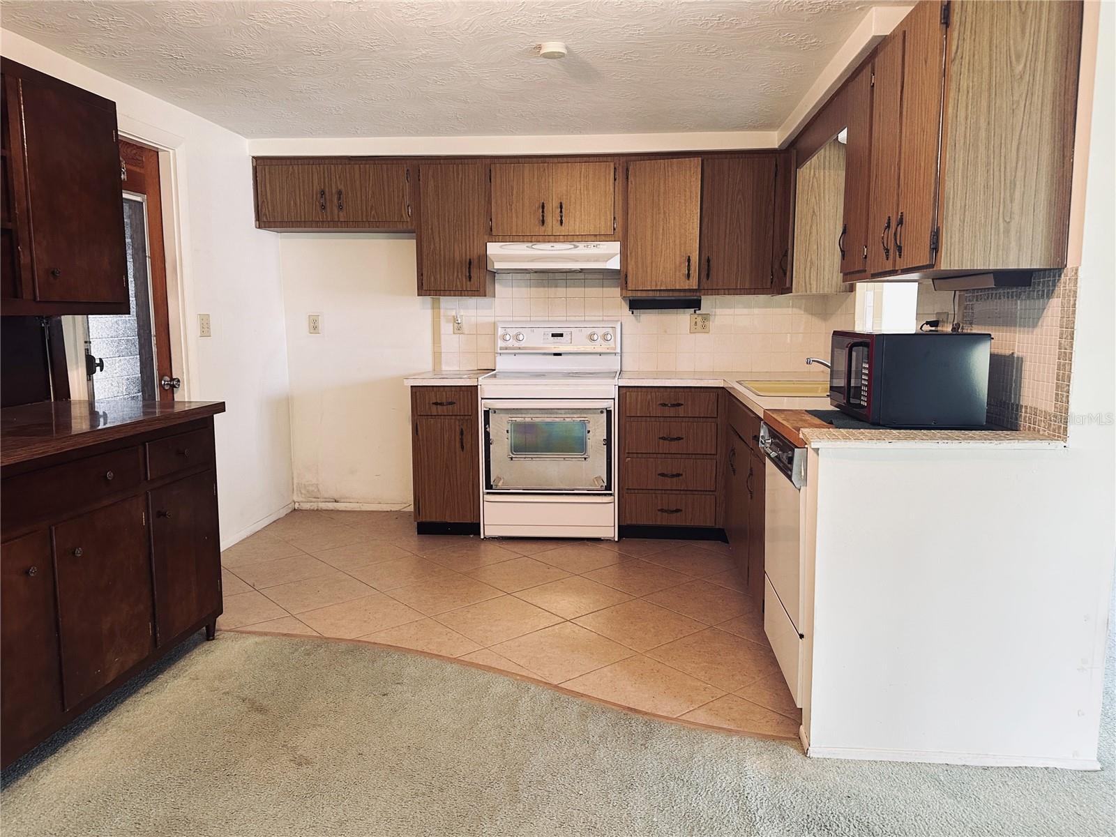 3249 TRASK DRIVE