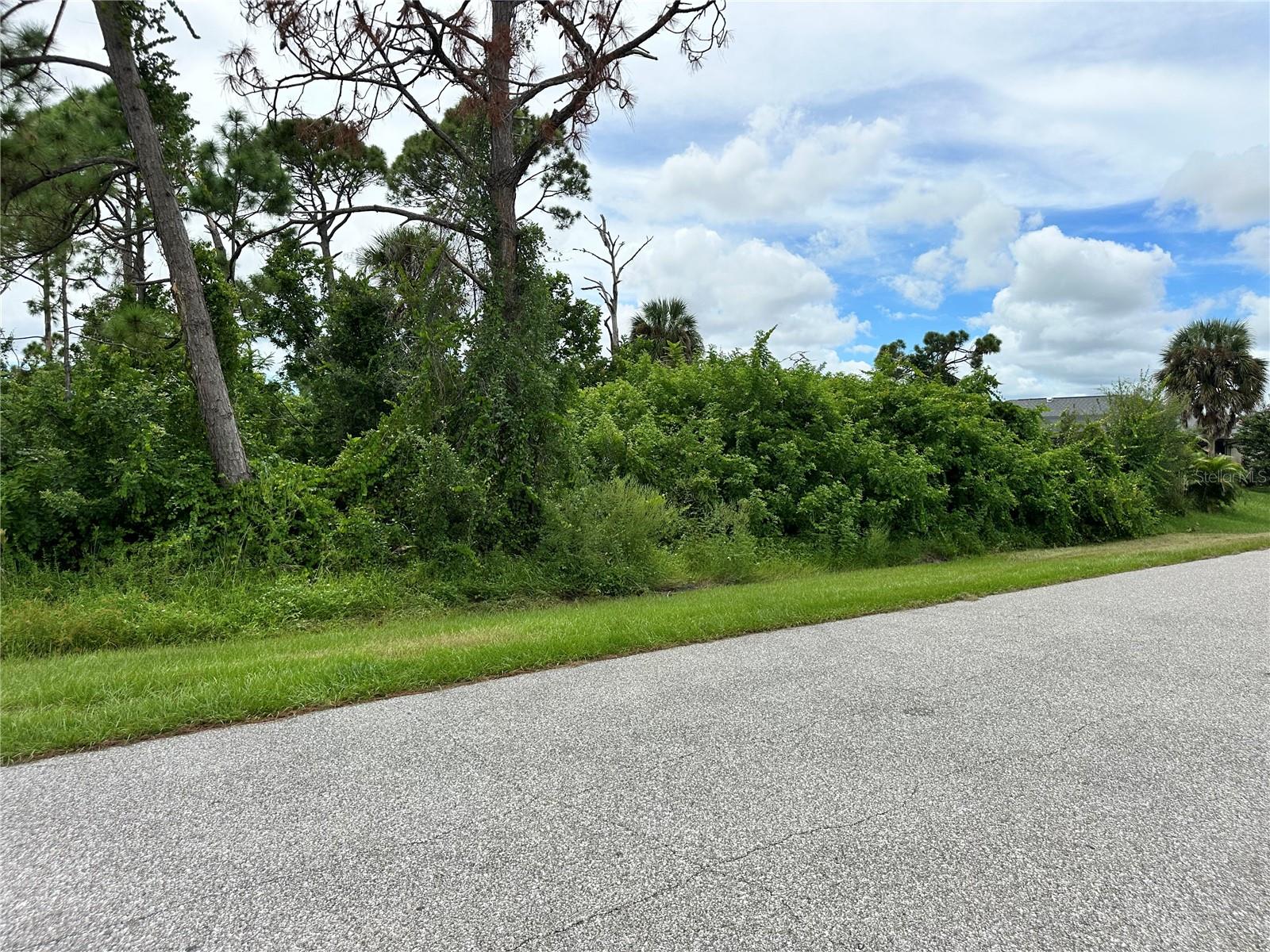PORT CHARLOTTE SEC 065 - Land