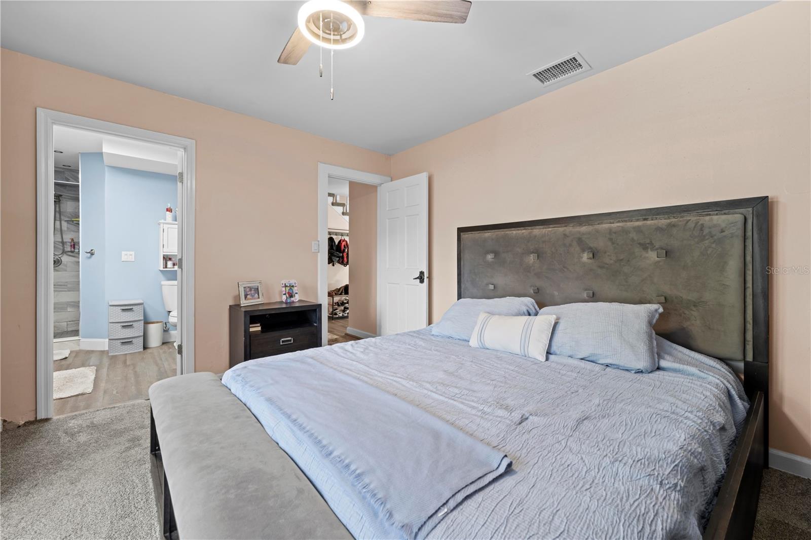 TOWN & COUNTRY - Residential