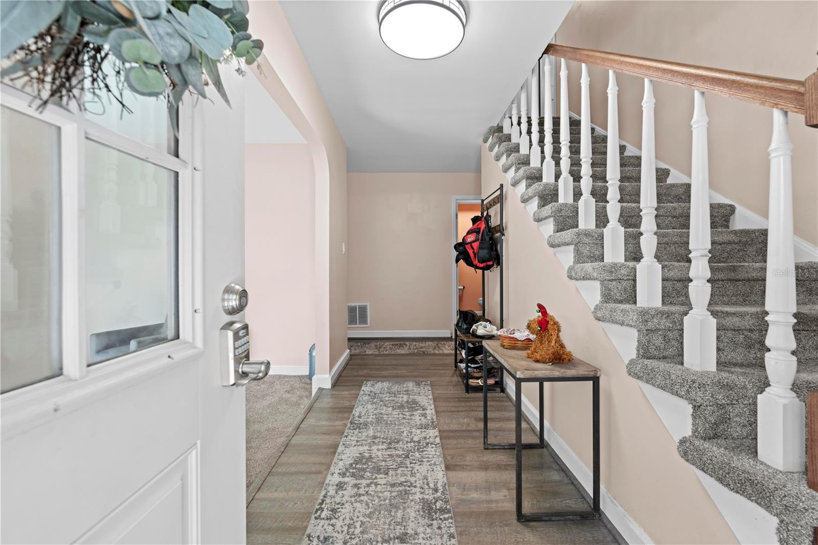 TOWN & COUNTRY - Residential