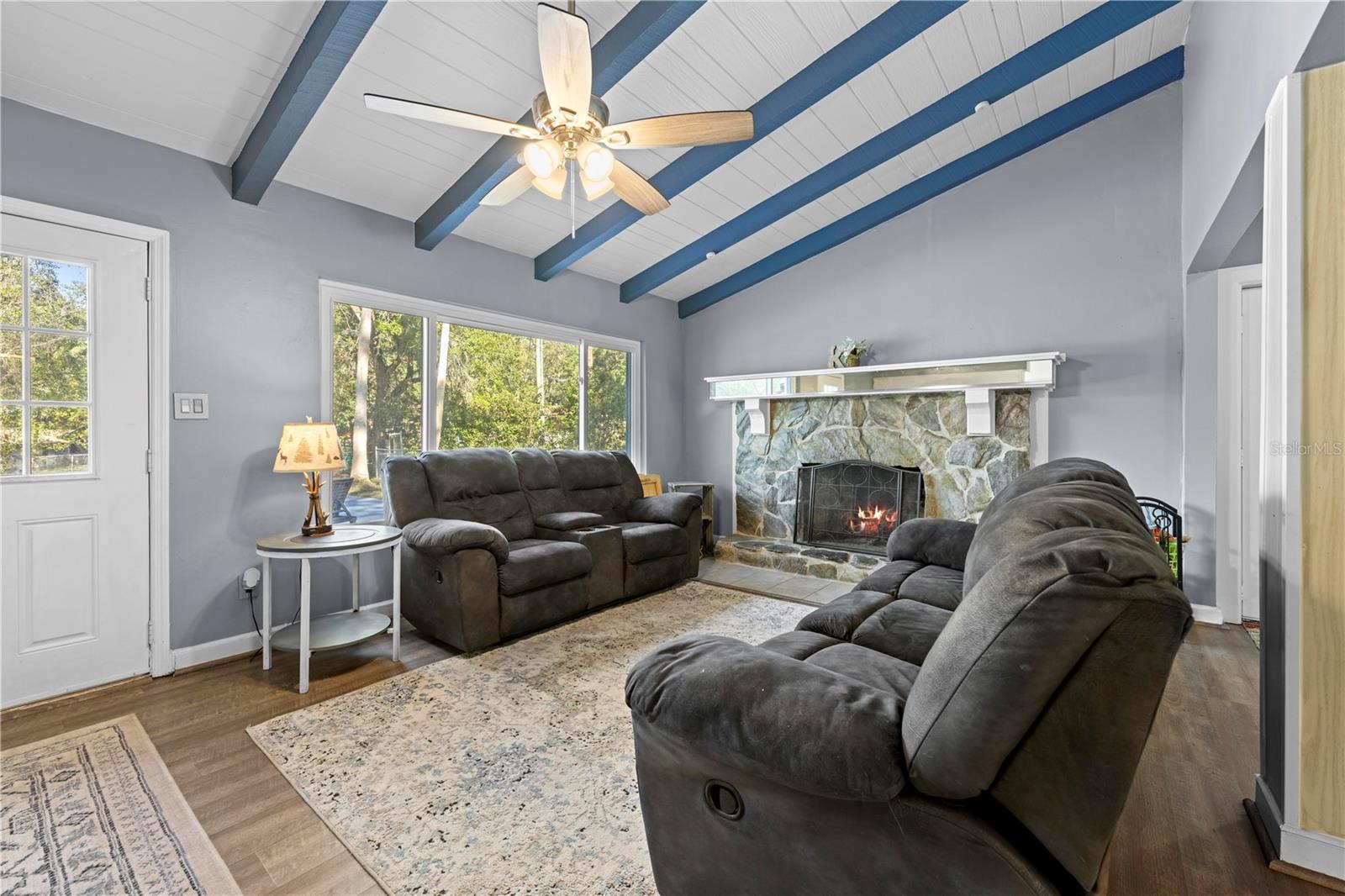 TOWN & COUNTRY - Residential