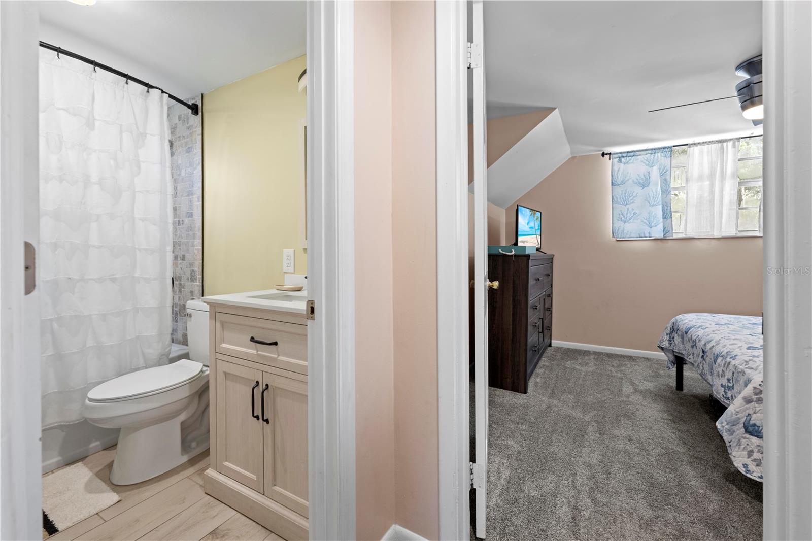 TOWN & COUNTRY - Residential