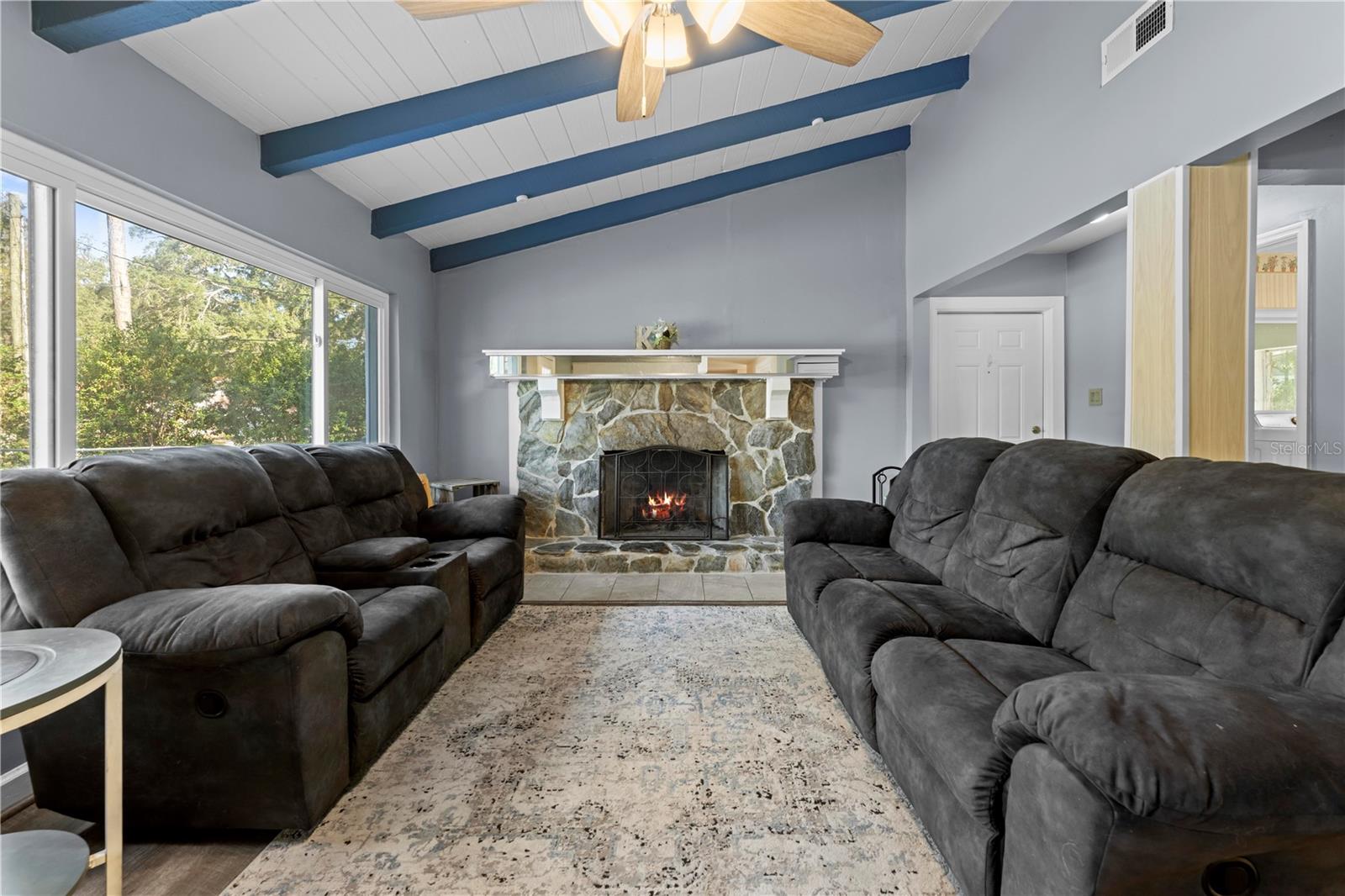 TOWN & COUNTRY - Residential