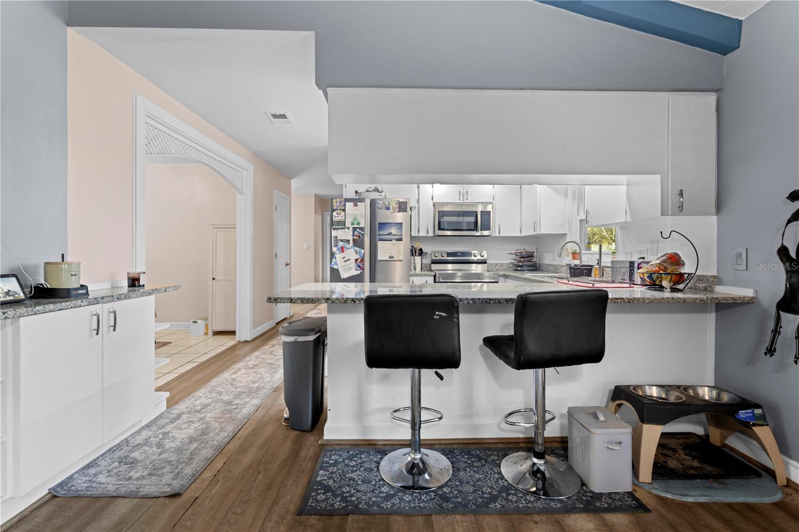 TOWN & COUNTRY - Residential