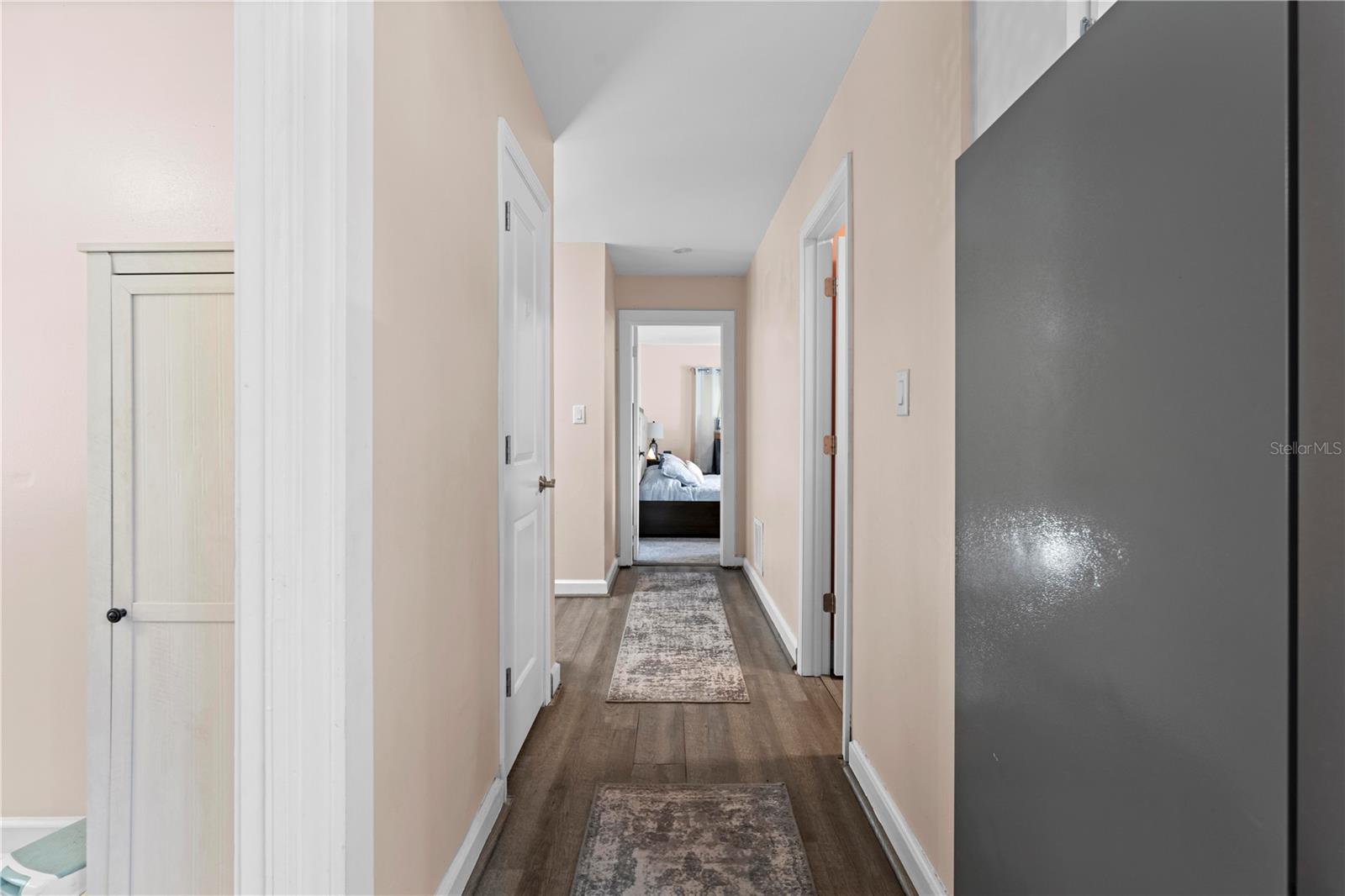 TOWN & COUNTRY - Residential