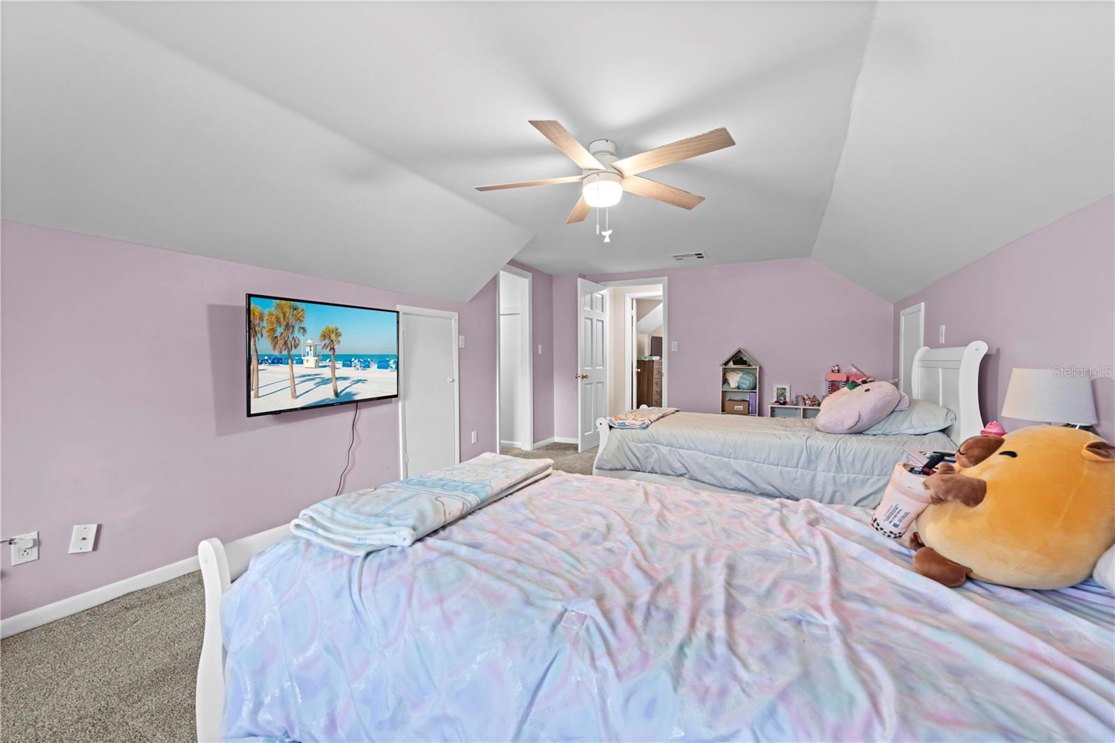 TOWN & COUNTRY - Residential