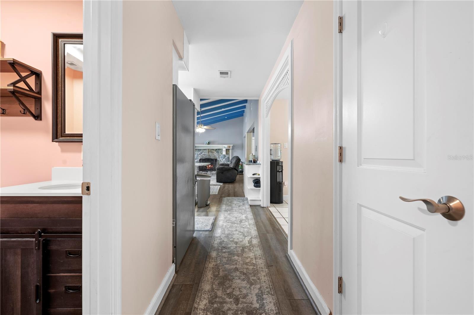 TOWN & COUNTRY - Residential