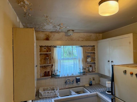 Tiny photo for 1234 NE 8th Street, Ocala, FL 34470 (MLS # OM734514)