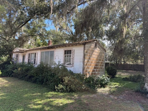 Tiny photo for 1234 NE 8th Street, Ocala, FL 34470 (MLS # OM734514)