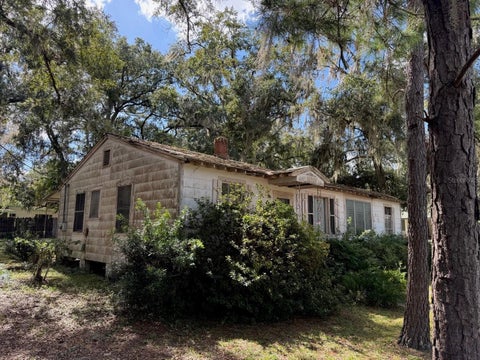 Tiny photo for 1234 NE 8th Street, Ocala, FL 34470 (MLS # OM734514)