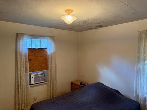 Tiny photo for 1234 NE 8th Street, Ocala, FL 34470 (MLS # OM734514)