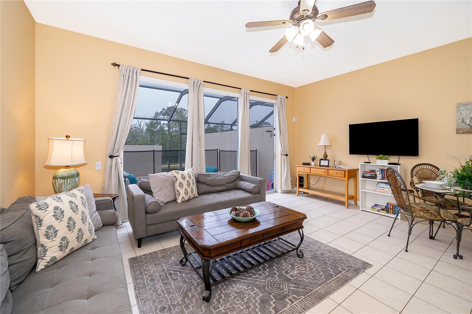 WINDSOR PALMS TWNHMS PH 3A - Residential