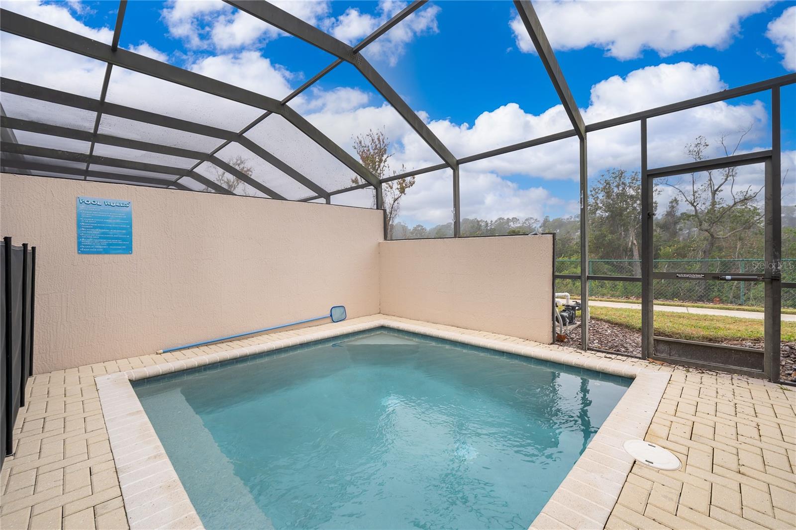 WINDSOR PALMS TWNHMS PH 3A - Residential