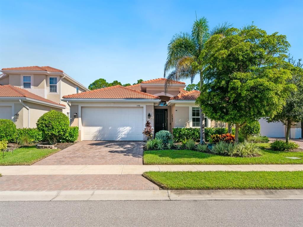 Photo of 11586 BLACKFIN STREET, VENICE, FL 34292 (MLS # A4559218)