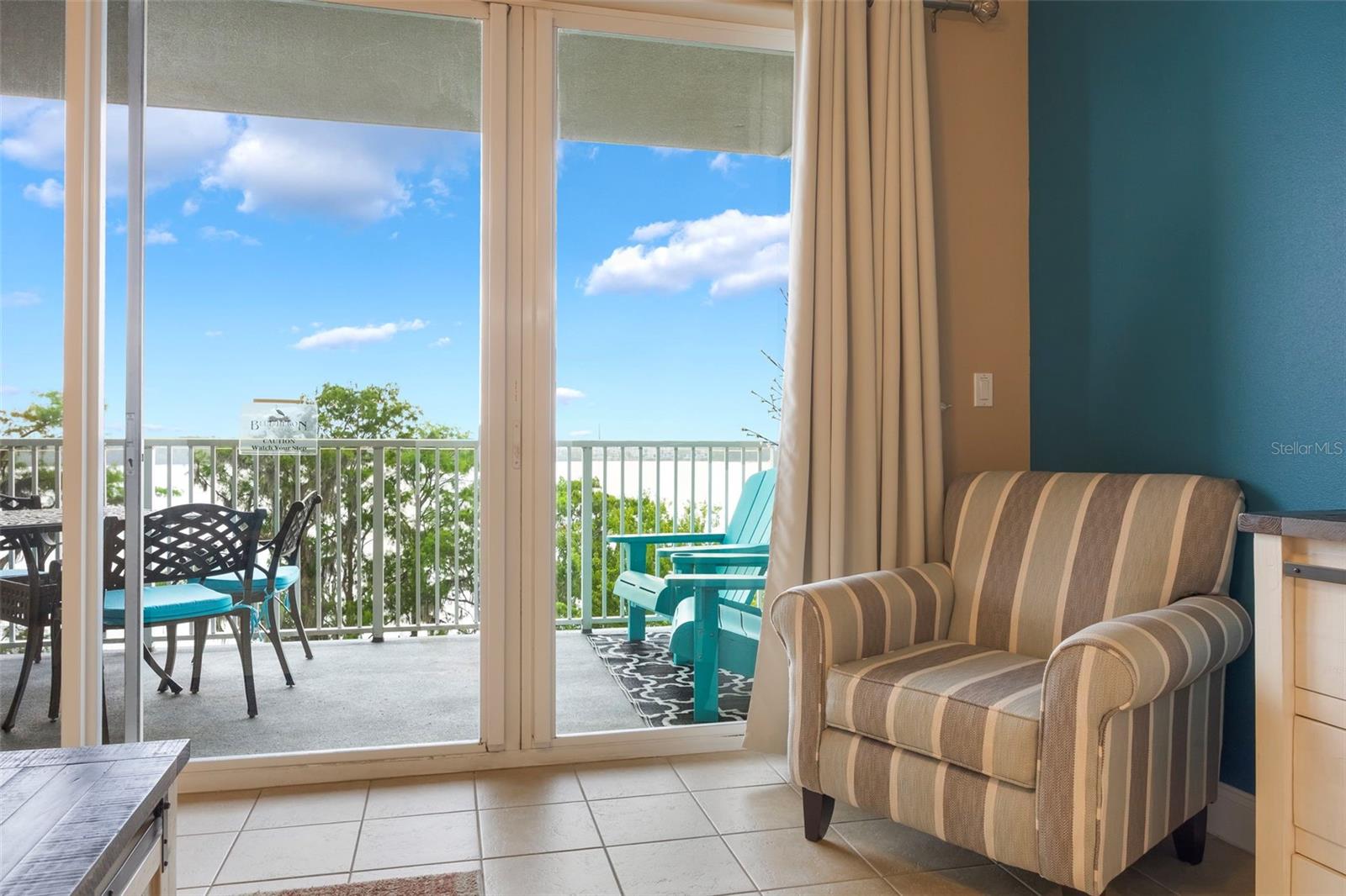 BLUE HERON BCH RESIDENCE TWR 02 CONDO - Residential