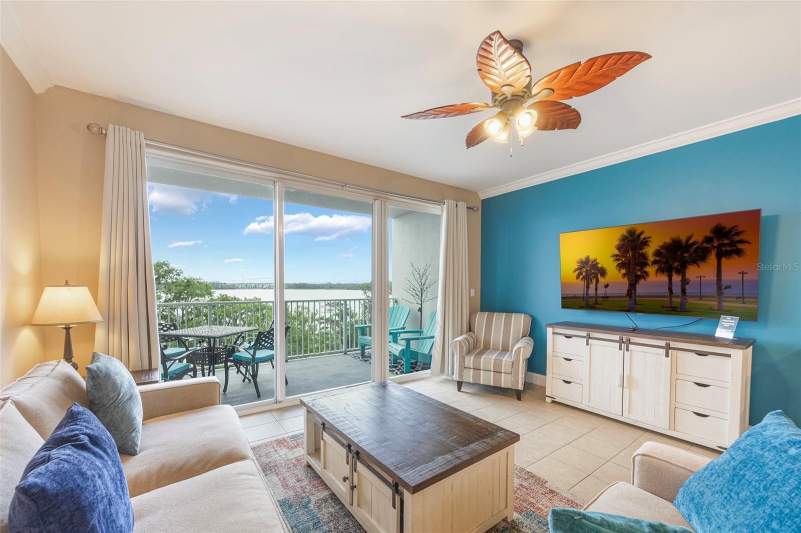 BLUE HERON BCH RESIDENCE TWR 02 CONDO - Residential