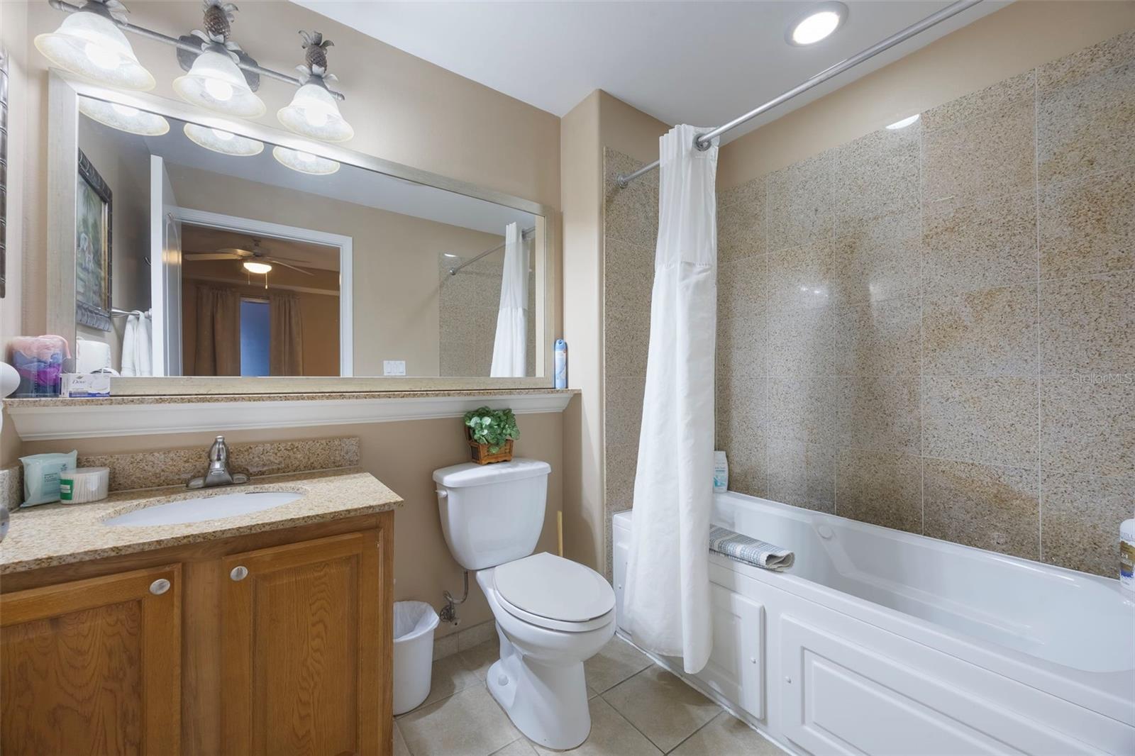 BLUE HERON BCH RESIDENCE TWR 02 CONDO - Residential