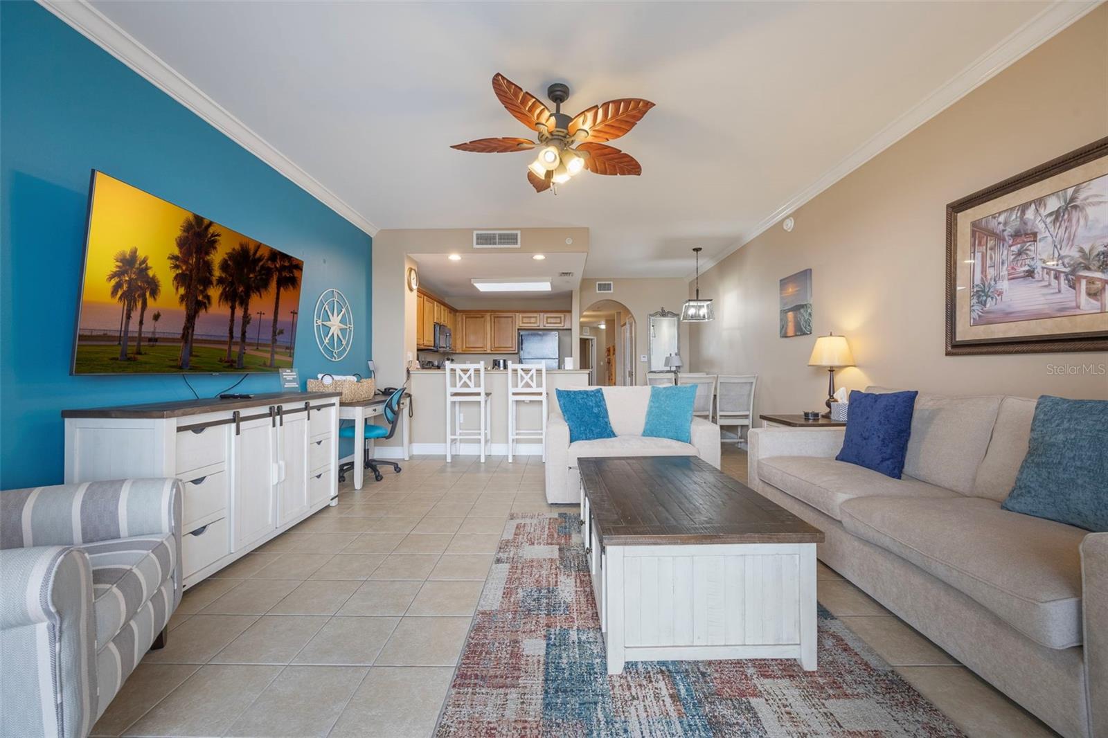 BLUE HERON BCH RESIDENCE TWR 02 CONDO - Residential