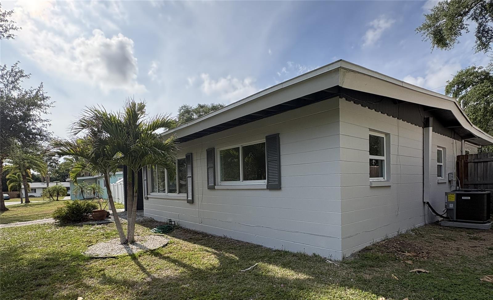 ORANGE ESTATES OF ST PETE - Residential